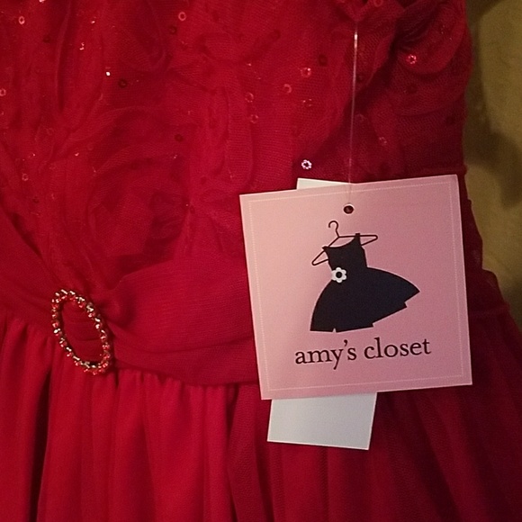 Amy's Closet Girls Dress With Sequins On Top. - Picture 7 of 7
